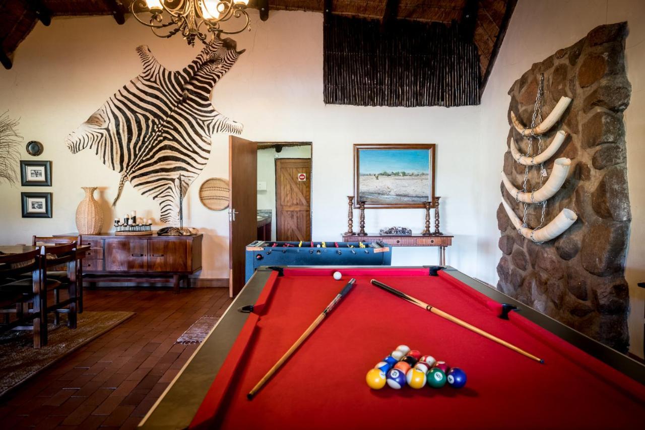 Umkumbe Safari Lodge Riverside スククザ エクステリア 写真