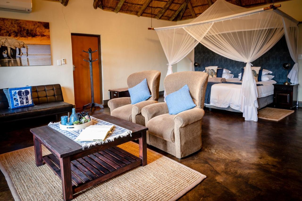 Umkumbe Safari Lodge Riverside スククザ エクステリア 写真