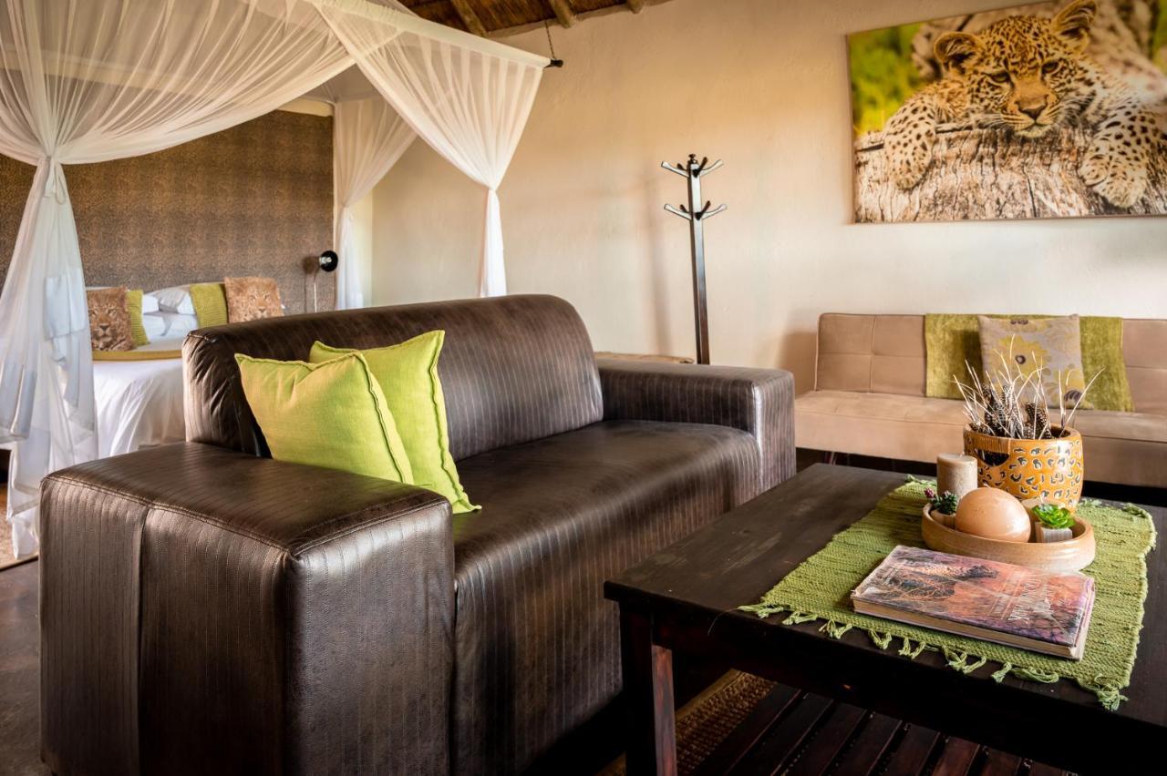 Umkumbe Safari Lodge Riverside スククザ エクステリア 写真